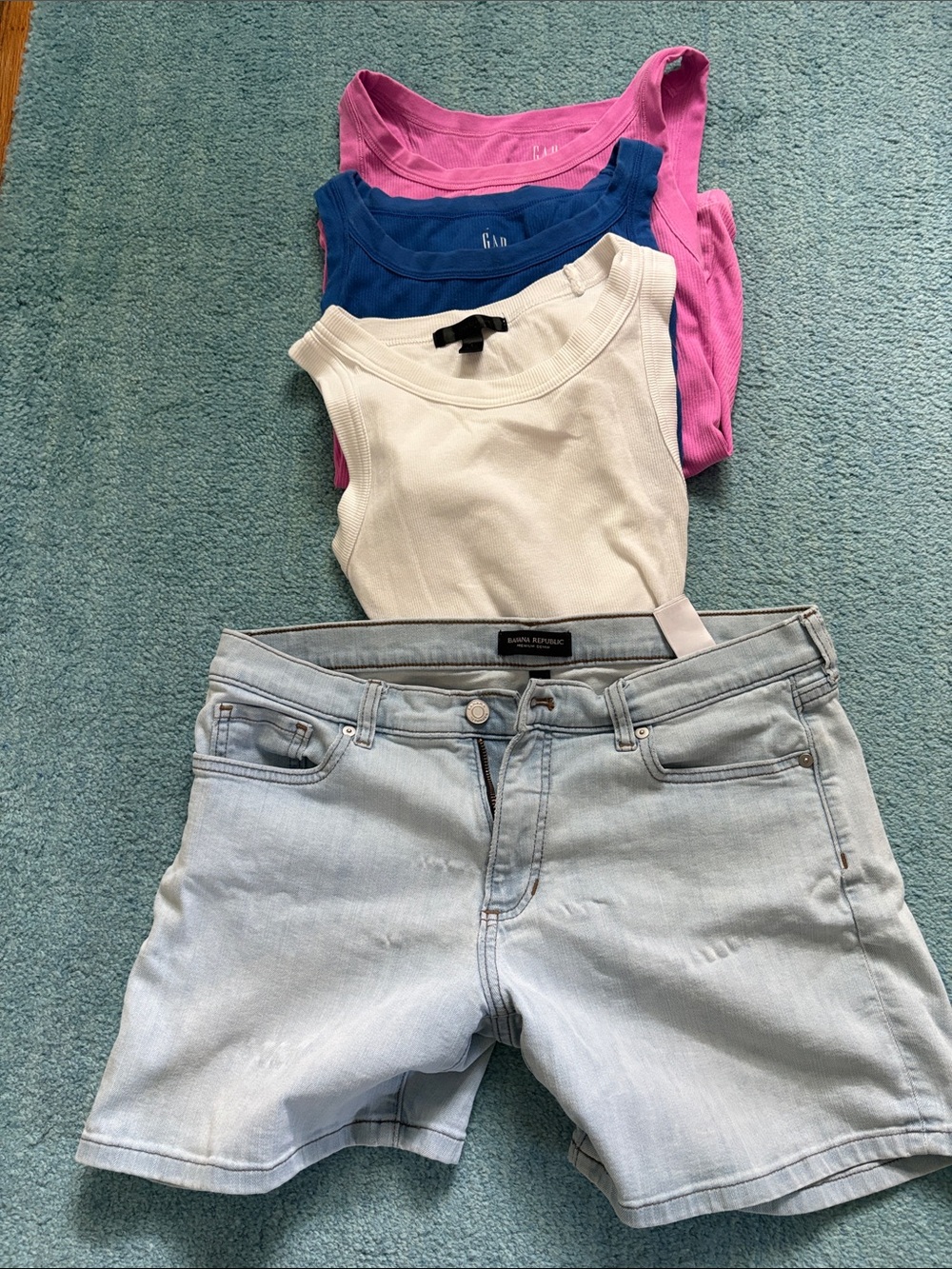 Banana Republic / GAP Bundle - 3 Tanks  and Denim Shorts
